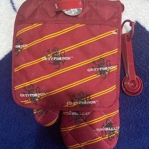 3 Piece Gryffindor Chef Set
